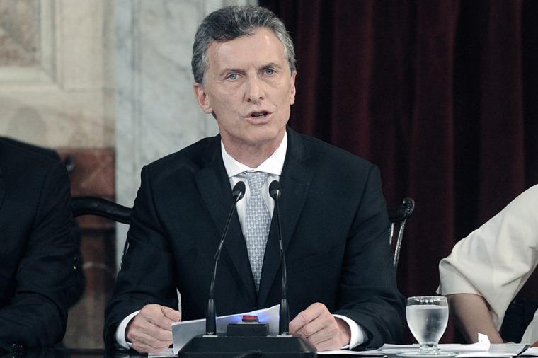 anuncio de macri auh