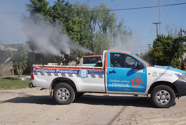 Fumigación, una de las tareas que se realizan desde vectores.