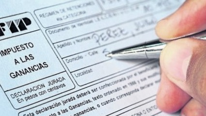 El polémico impuesto comienza a regir con modificaciones.