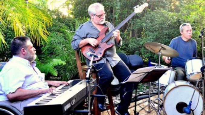 guau trio