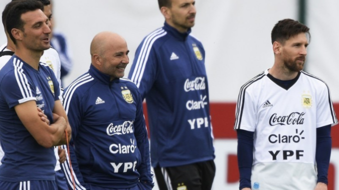 seleccion entrenando en rusia