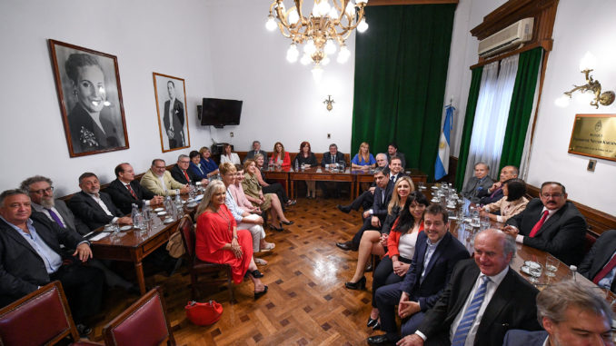 20191204CDA05_REUNION_FDT