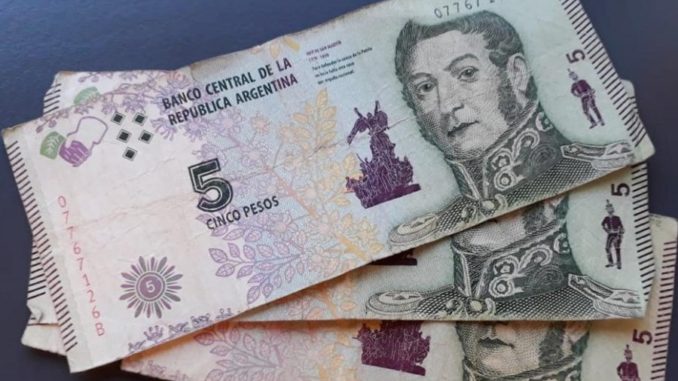 5 pesos