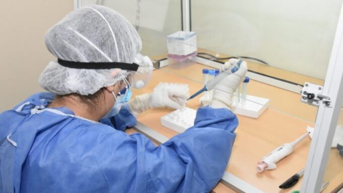 salud_laboratorios_covid-681x454