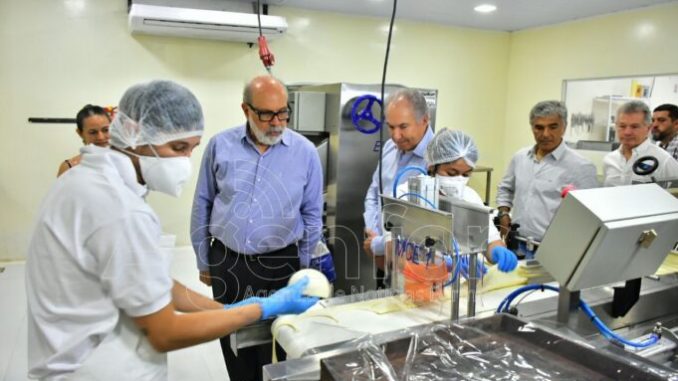 recorrida-por-la-planta-de-la-empresa-Sabores-del-Norte-01-681x454
