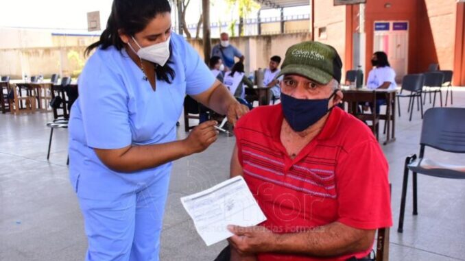 vacunacion-contra-el-covid-agenfor-681x454