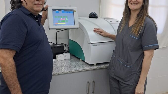 Nuevo-equipo-laboratorio-hospital-Tres-Lagunas-4-e1736541147930