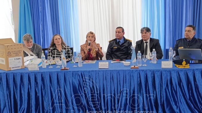 reunion-TEP-Policia-con-marca-3