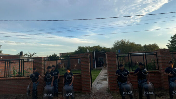 CLORINDA-La Policía realizó un allanamiento en el marco de la investigación por los dos niños intoxicados con droga (3)