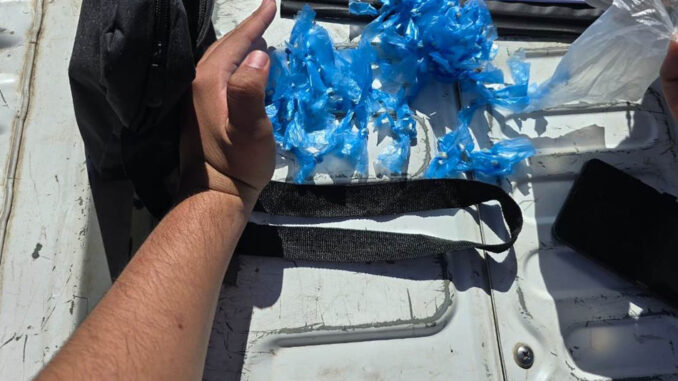 Detuvieron a un hombre con 97 envoltorios de cocaína